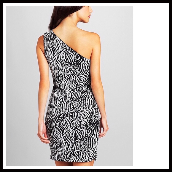 ABS SEQUIN ANIMAL PRINT MINI DRESS A3C - Picture 6 of 8